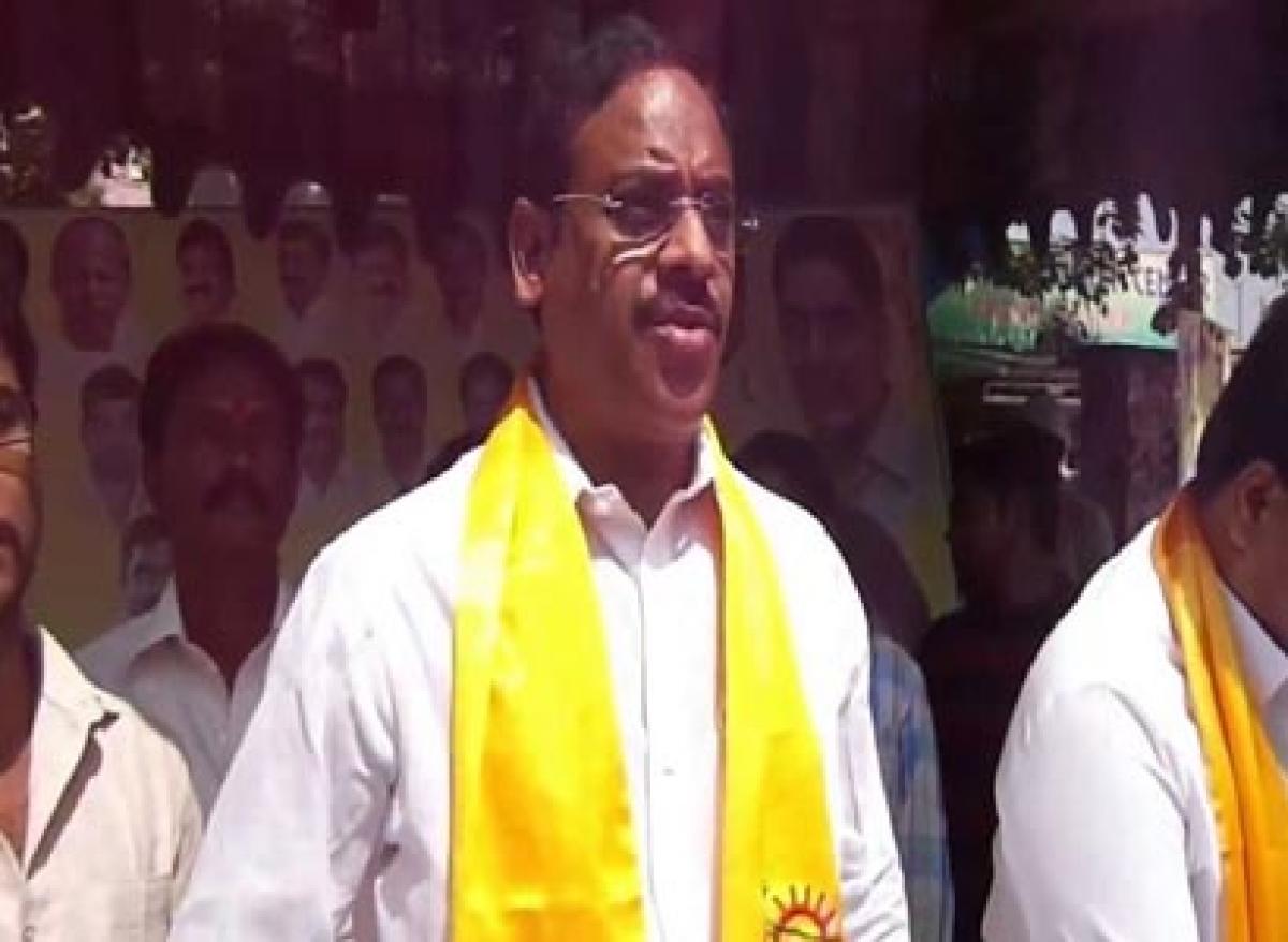 Bandi Ramesh makes a switch from TDP to TRS